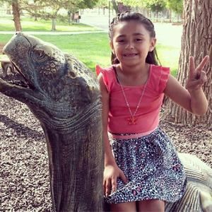 Meet your Posher, Deyna